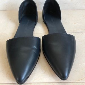 Woman Common Projects D’Orsay Flats Navy